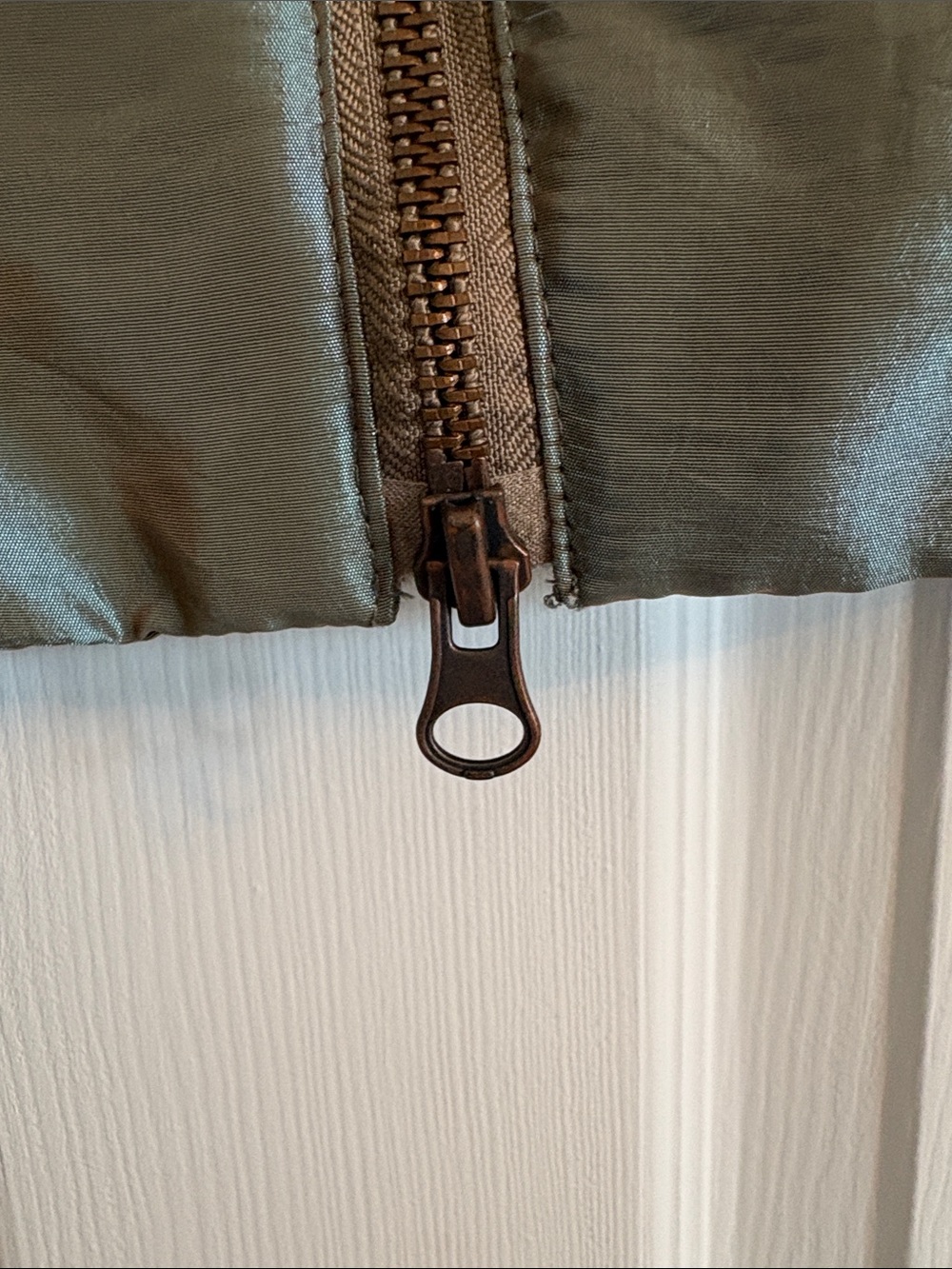 SPANNER Shiny Sage Green Iridescent Studded Detail Zip-Front Vest 🌟2/$30🌟 - Picture 5 of 11